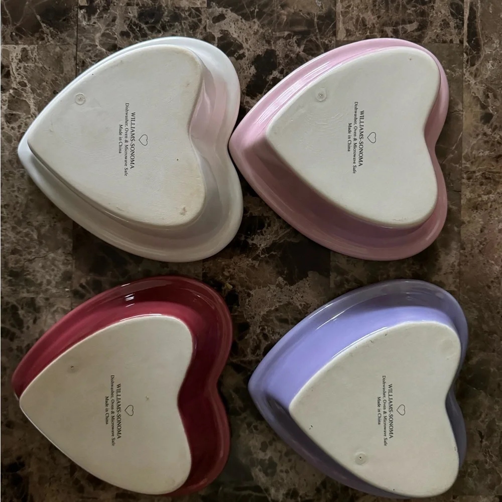 Williams Sonoma Burgundy Heart Ramekins Set